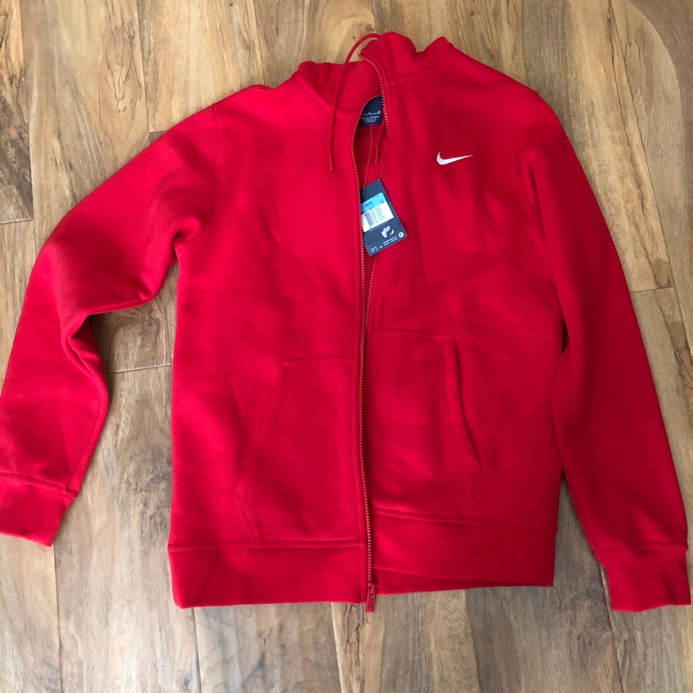 Men’s Nike sweatshirt